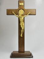 Grande Croix de Saint Benoît sur Socle - 50cm