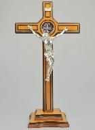 Grand Crucifix de Saint Benoît en Bois sur Socle - 53cm