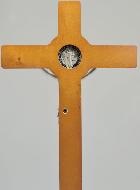 Grand Crucifix de Saint Benoît en Bois sur Socle - 53cm