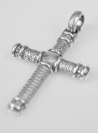 Pendentif Croix Tribale Sculptée en Argent Massif