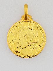 Médaille Sainte Jeanne d'Arc en Plaqué Or - 16 mm