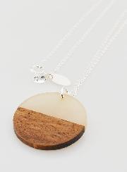 Pendentif Croix du Christ & Cercle Bois Résine - Blanc