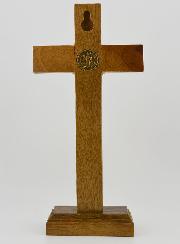 Crucifix de Saint Benoît en Bois Avec Socle Amovible - 17cm
