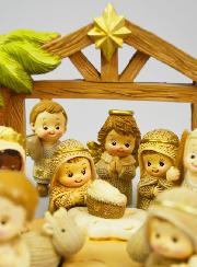 Crèche de Noël 18 Santons & Cabane - 5cm