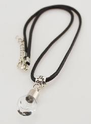 Collier Religieux Pendentif Eau de Lourdes