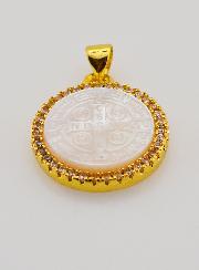 Médaille Dorée en Nacre Croix Saint Benoît - 22mm