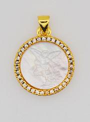 Pendentif en Nacre Saint Michel - 22mm