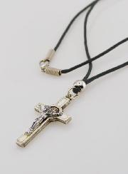 Collier Religieux Croix de Saint Benoit - Blanc
