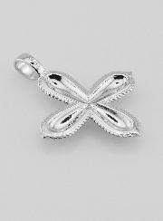 Pendentif Croix Carrée Relief Baroque - 2cm