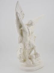 Statue de Saint Michel en Résine Phosphorescente - 30cm