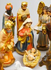 Crèche de Noël 11 Santons Finition Dorée - 20cm
