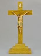 Crucifix du Christ Peint à la Main et Bois Clair sur Socle - 26 cm